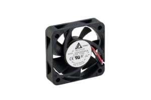 DELTA Wentylator osiowy 40x40x10mm, 5Vdc, 7000RPM, 13,84m3/h, 29,5dBA, łożysko ślizgowe w opakowaniu 94x94x30mm