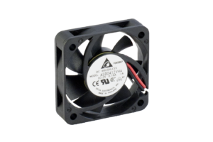 DELTA Wentylator osiowy 40x40x10mm, 12Vdc, 8000RPM, 16,13m3/h, 32,5dBA, łożysko ślizgowe w opakowaniu 94x94x30mm
