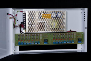DELTA: Zasilacz do CCTV 16 x 12V/0.78A, Wymiary: 190 x 215 x 60mm (wys. x szer. x gł.)