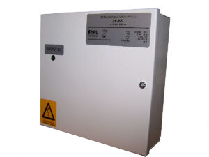 Zasilacz skrzynkowy do CCTV 4 x 12V/1A